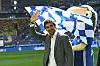 Raúl verabschiedet sich von den Fans auf Schalke.