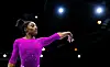 Simone Biles turnt