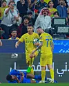 Ein gefrusteter Ronaldo lässt sich zu einer Tätlichkeit hinreißen.