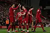 Die Spieler des FC Liverpool bejubeln ein Tor.