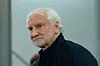 Rudi Völler schaut ernst
