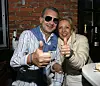 Alles super! Im „Pony Club“ auf Sylt feiern die Schönen und Reichen und die, die sich dafür halten, ausgelassene Partys.