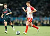 Bayerns Abwehrspieler Benjamin Pavard am Ball