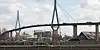 Die Köhlbrandbrücke im Hamburger Hafen.