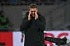 Bundestrainer Julian Nagelsmann fasst sich an Kopf
