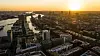 Drohenfoto der Hafencity in Hamburg in der untergehenden Sonne Luftaufnahme