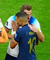 Harry Kane und Kylian Mbappé standen sich bei der WM in Katar im Viertelfinale gegenüber.