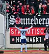 Jean-Luc Dompe feiert vor den Nürnberger Fans