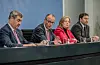 Die Spitzen der Großen Koalition präsentierten in Berlin ihr Paket für die Entlastung der Autofahrer.
