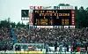 Anzeigetafel und Fans im Parkstadion Gelsenkirchen nach der Relegation von St. Pauli gegen Stuttgart