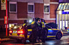 Nach der Tat in Billbrook führt die Polizei den Verdächtigen ab. (Archivbild)
