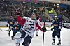 Luke Adam (Adler Mannheim), Torjubel, reisst die Arme hoch