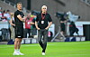 Trainer Alexander Blessin und Andreas Bornemann nach dem Abstieg des FC St. Pauli