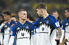 Miro Muheim zusammen mit Luka Vuskovic im HSV-Trikot.