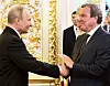 Ex-Kanzler Gerhard Schröder (SPD) bezeichnet Wladimir Putin als „Freund”. Kann er ihn zu einem Frieden bewegen?