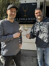Sven Schröder (l.) und und Patrik Zühlke eröffnen das „Flamm & Wein“.