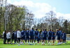 Spieler und Trainer mit einer Besprechung im HSV-Training
