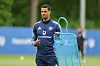 Robert Glatzel guckt ernst auf dem Trainingsplatz