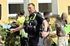 Polizist tanzt in Wilhelmsburg