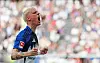 Albert Grønbæk bejubelt ein Tor für den HSV