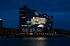 Der mysteriöse Countdown erschien diesmal auf der Fassade der Elbphilharmonie im Hamburger Hafen.