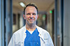 Prof. Dr. Andreas Metzner schaut zufrieden