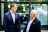 Henning Höne (l.) hat seine Kandidatur für den FDP-Vorsitz zugunsten Wolfgang Kubickis zurückgezogen.