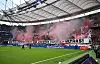 Pyrotechnik und Eintracht-Flaggen im Frankfurt-Block beim Spiel gegen VfB Stuttgart