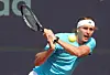 Alexander Zverev mit verzerrtem Gesicht beim RÜckschlag