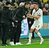 Hauke Wahl im Dialog mit St. Pauli-Trainer Alexander Blessin