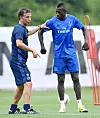 Bakery Jatta im HSV-Training mit Trainer Bruno Labbadia