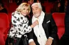 Mario Adorf mit Ehefrau Monique Faye auf dem Roten Teppich im Rahmen der Eröffnungsgala der 68. Berlinale im Berlinale Palast in Berlin 2018. (Archivbild)