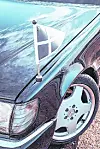 Stilecht sind Schlüsselanhänger und der „Stander“ an dem Wagen.