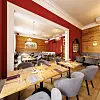 Das „Gassenhaur Restaurant & Beisl”, an der Kastanienallee 32, liegt mitten auf St. Pauli.