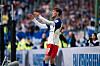 HSV-Stürmer Otto Stange ärgert sich über eine vergebene Torchance