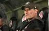 St. Pauli-Trainer Alexander Blessin schaut kritisch