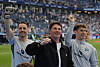 Sven Höh, Merlin Polzin und Loic Favé vor der Nordtribüne