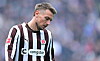 St. Pauli-Verteidiger Hauke Wahl lässt enttäuscht den Kopf hängen