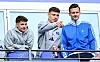 Loic Favé, Nicolai Remberg und Claus Costa auf der Tribüne des Volksparkstadions