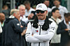 Valtteri Bottas mit verschränkten Armen