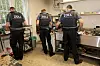 Der Zoll kontrolliert die Küche einer Shisha-Bar (Archivbild).
