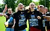 Torfrau Inga Schuldt (l.) und Sophie Profe (r.) jubeln lauthals