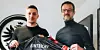 Luka Jovic und Sportvorstand Fredi Bobic freuen sich auf eine erfolgreiche Zeit.