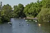 SUP-Paddler auf der Alster