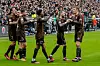 St. Pauli-Spieler jubeln gegen Kaiserslautern