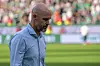 Erik ten Hag (Leverkusen) enttäuscht nach dem 3:3 gegen Werder Bremen.