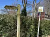 Das alte Holzschild war ziemlich in die Jahre gekommen. 2023 wurde es abgebaut.
