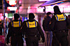 Polizisten auf Streife auf der Reeperbahn (Symbolbild).