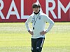 Joachim Löw hat sich mit Bundeskanzlerin Angela Merkel über Zukunftspläne ausgetauscht.