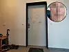 Die Wohnungstür von Jose-Benito R.